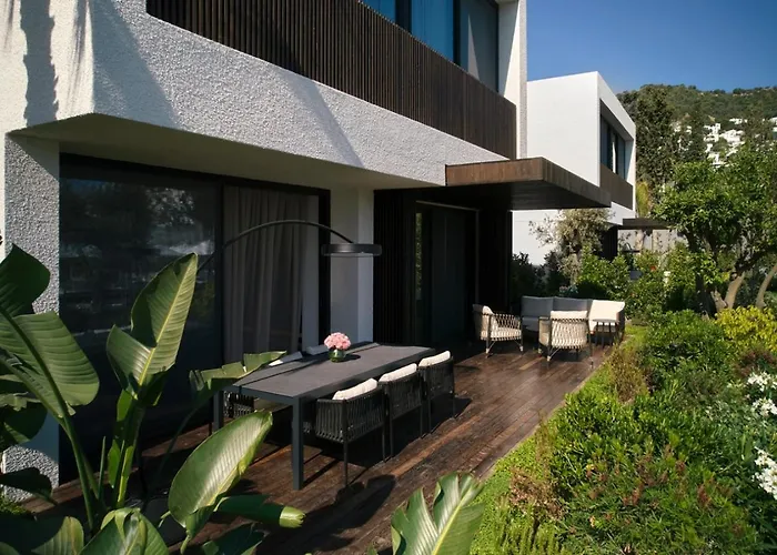 Caja By Maxx Royal 4*