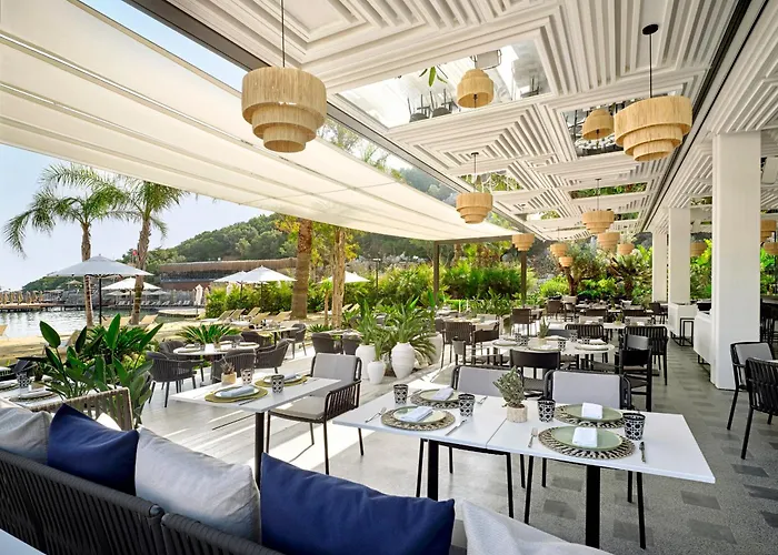 Caja By Maxx Royal 호텔